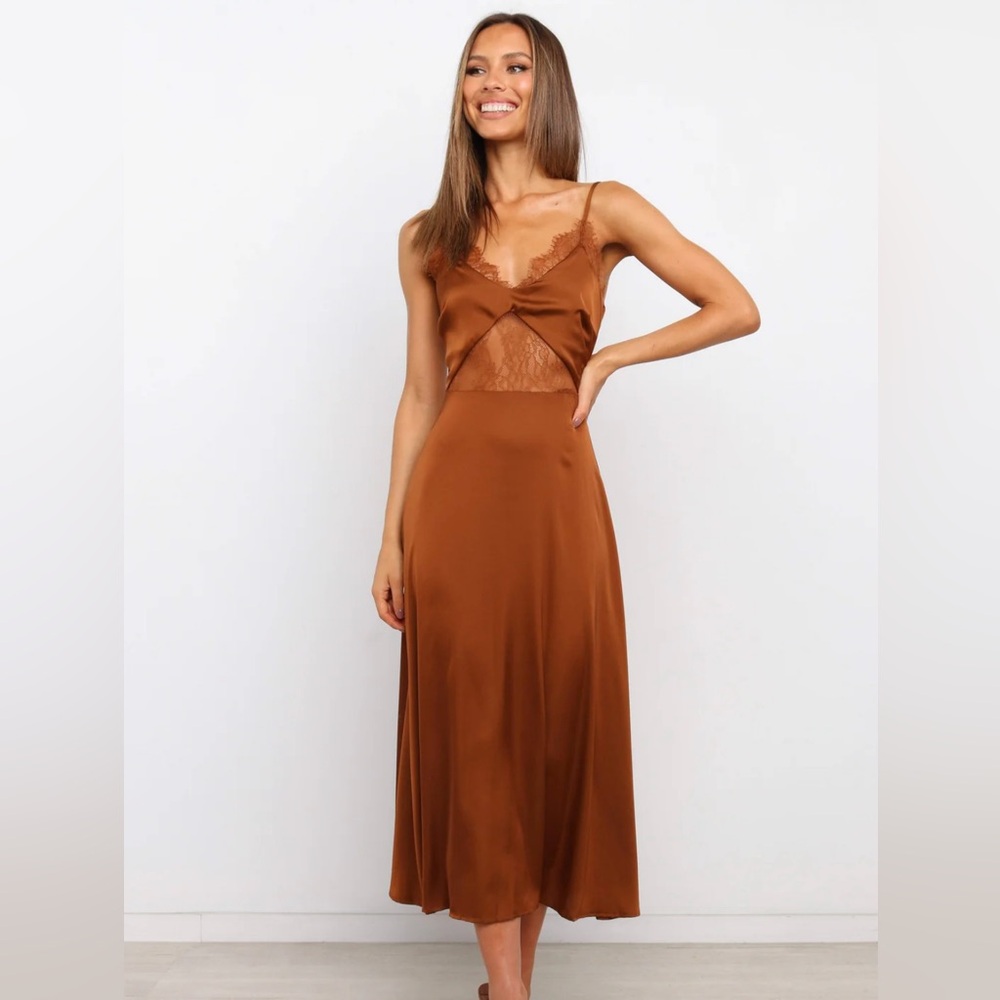 Petal & Pup / Ariel Dress - Rust 
Satin Sheen Feel Lace Midi Dress